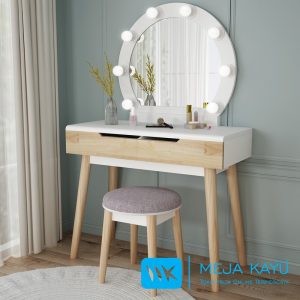 Meja Rias Minimalis Lampu Model Wariee